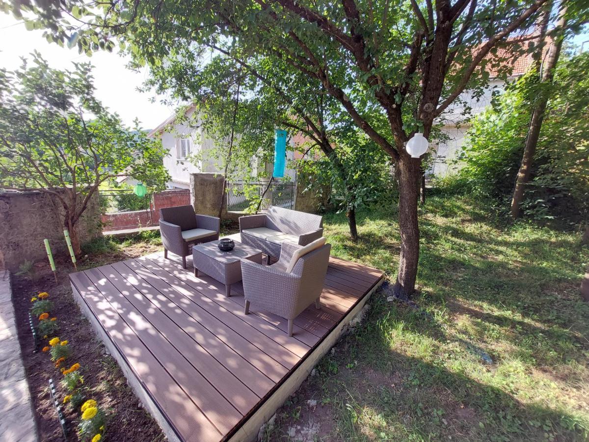 Holiday Home Milanovic Cetinje Exterior foto